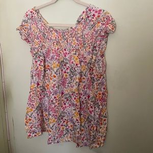 Old Navy sleeveless floral top